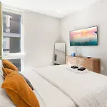 Central Nolibs, By Fishtown, Rooftop Access, Sleeps 6Ppl, Lux Queen Beds, Smart Tvs, Views
