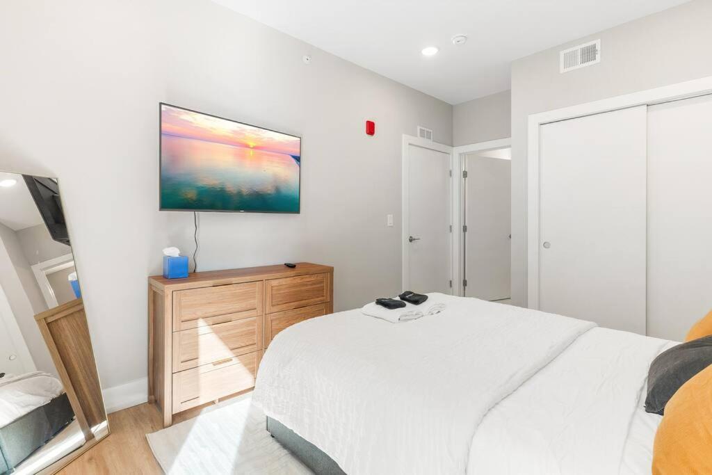 Nolibs, By Fishtown, Rooftop Access, Sleeps 6ppl, Lux Queen Beds, Smart Tvs, Views Apartment