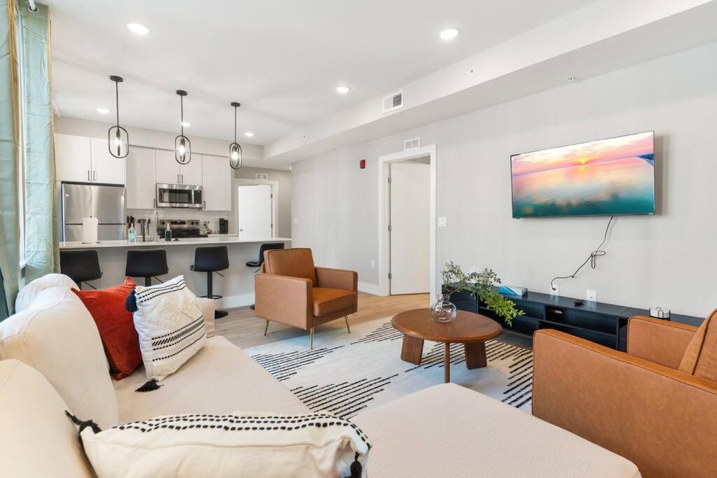 Apartment Nolibs, By Fishtown, Rooftop Access, Sleeps 6ppl, Lux Queen Beds, Smart Tvs, Views Philadelphia