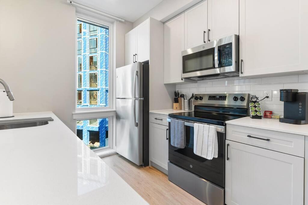 Nolibs, By Fishtown, Rooftop Access, Sleeps 6ppl, Lux Queen Beds, Smart Tvs, Views Apartment Philadelphia