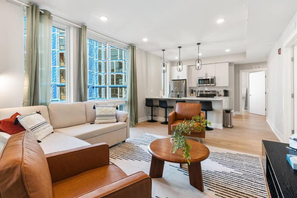 Nolibs, By Fishtown, Rooftop Access, Sleeps 6ppl, Lux Queen Beds, Smart Tvs, Views Philadelphia